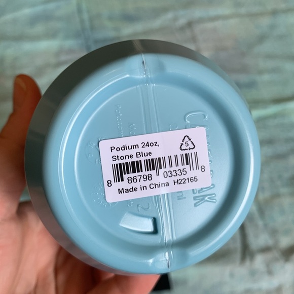 Camelbak Podium Chill 24 oz Bike Water Bottle - Stone Blue - NWT - Picture 8 of 8